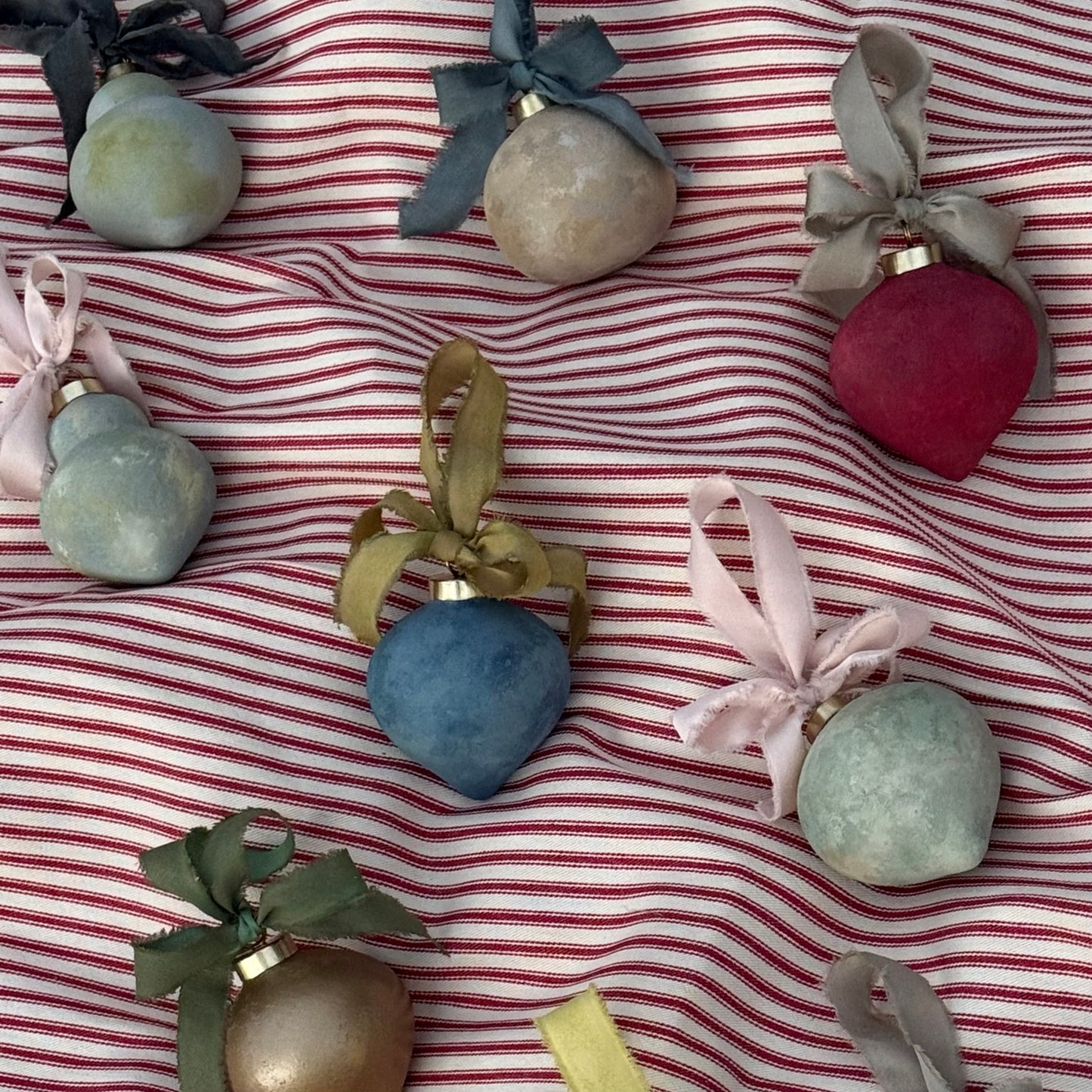 2025 Ceramic Ornament XV