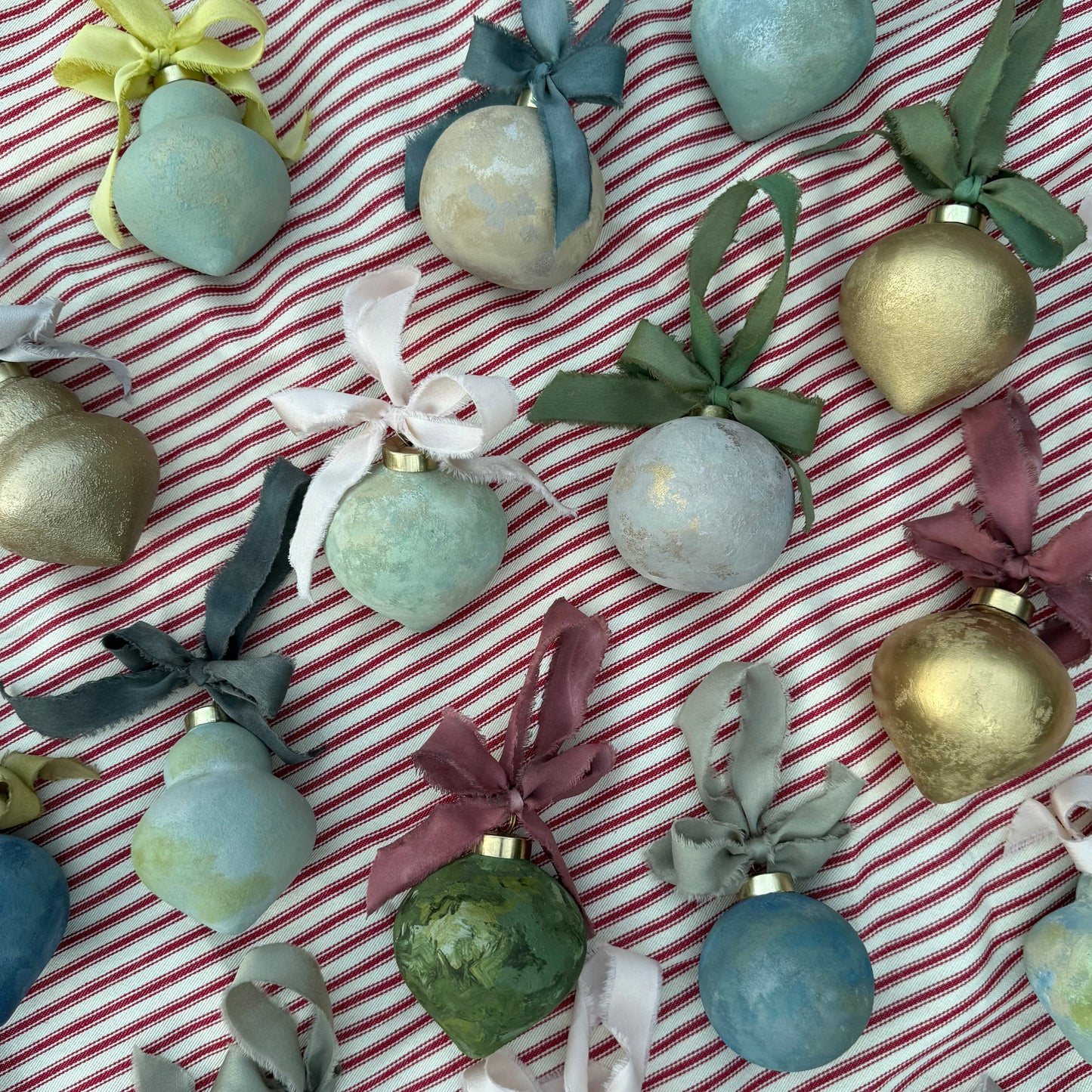 2025 Ceramic Ornament IX